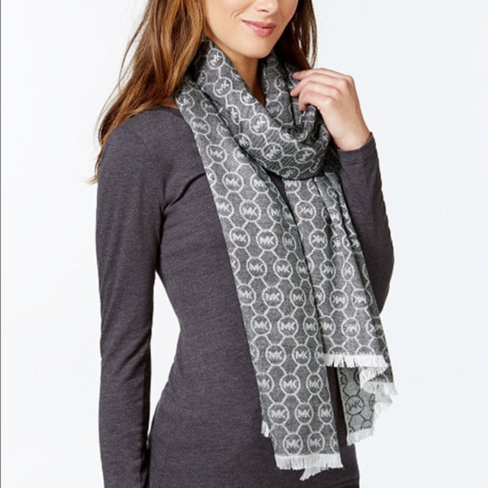Michael Kors Jacquard blanket scarf